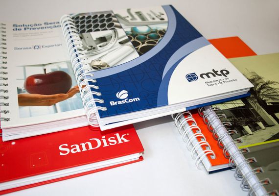 Cuadernos y Agendas personalizadas son ítems promocionales ideales para empresas que quieren divulgar y destacar su marca entre socios, clientes e incluso colaboradores.